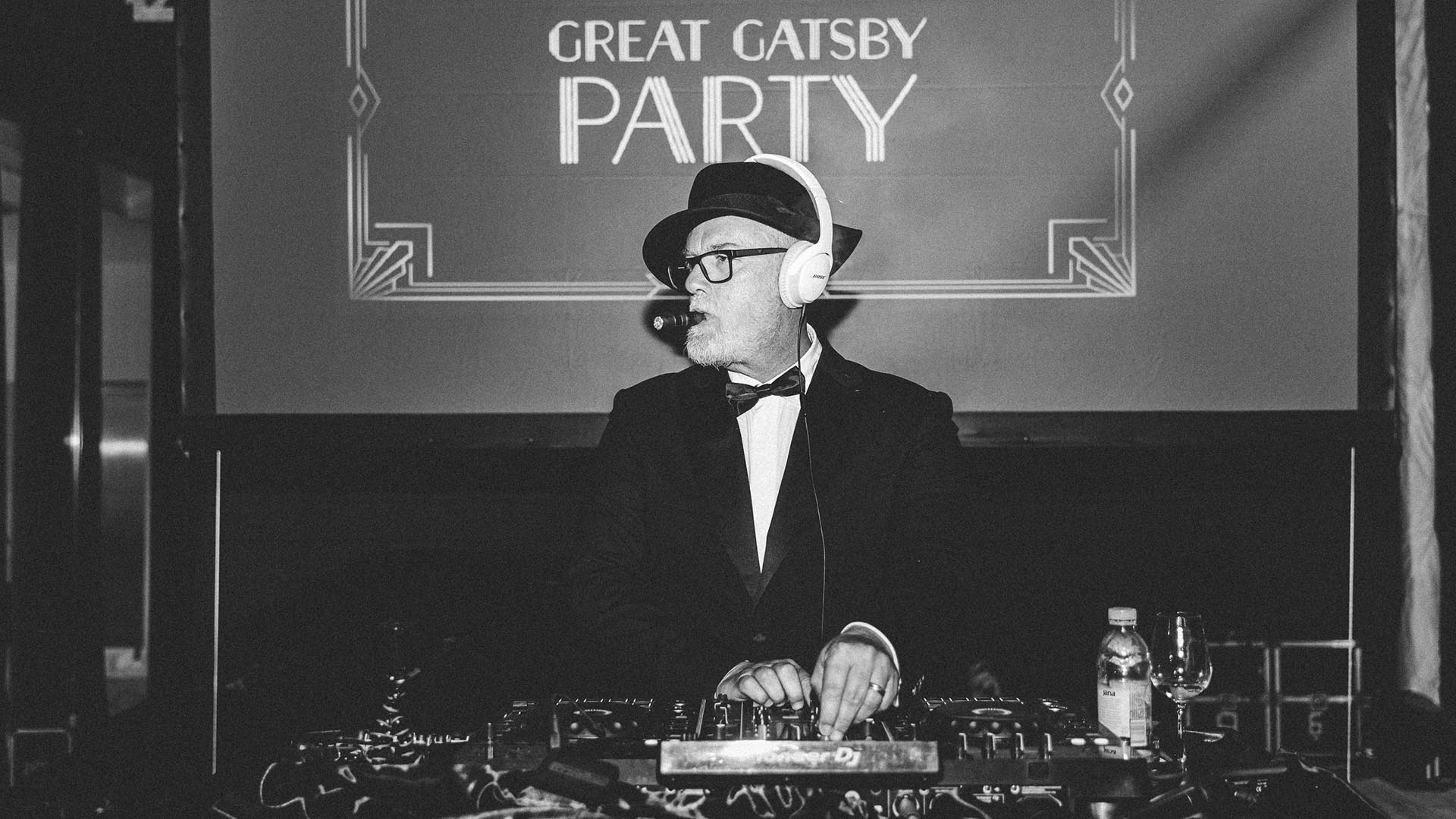 Dentelli Great Gatsby Party DJ Matthew Bee